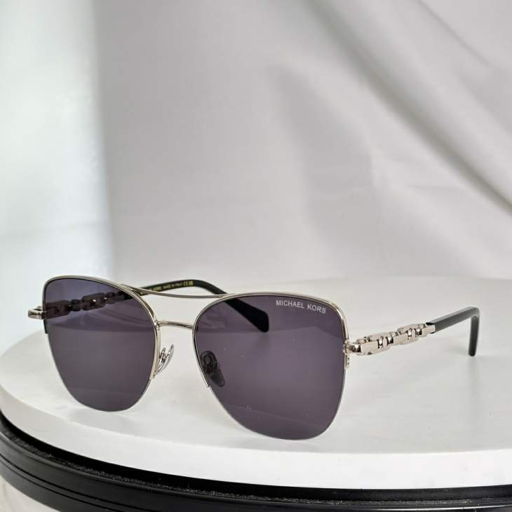 Picture of Michael Kors Sunglasses _SKUfw75177912fw